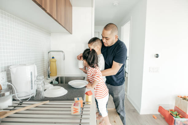 istock The dishes and the kids 948761804