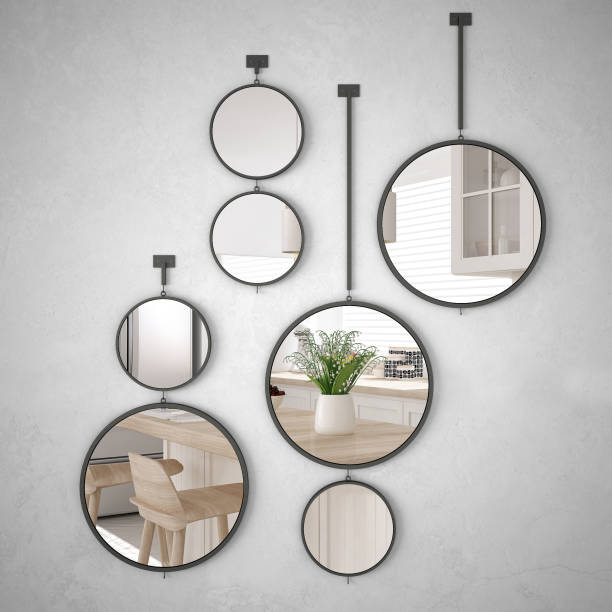 espejos redondeos colgado en la pared que refleja la escena de diseño de interiores, cocina blanco minimalista, arquitectura moderna - round mirror fotografías e imágenes de stock