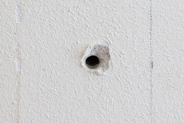 Hole in a wall - Improvement of a dutch home