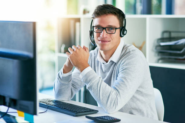 istock Here to give you the best customer service experience 948894394