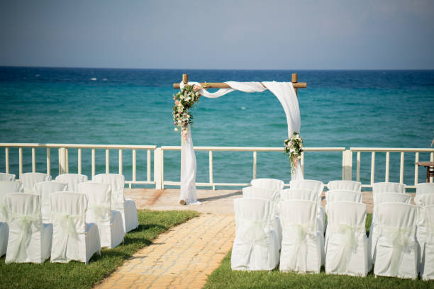 istock Stunning Flowers for an outdoor Wedding 948943416