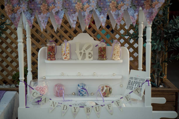 istock Food and drink for a stunning wedding 948966590