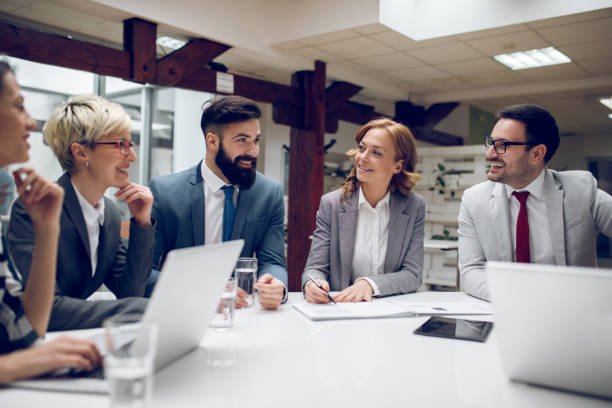 istock Business team having a meeting in the modern office. 948967816