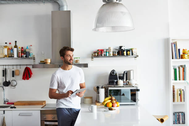 istock Time to check in to the day 949017958