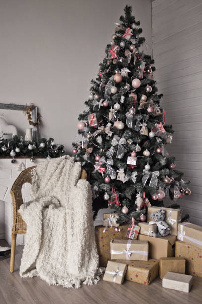 istock Christmas tree with Christmas toys 9316. 949120212