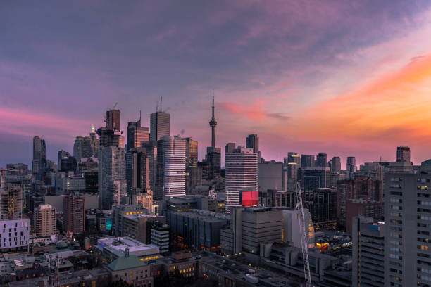 istock City Skyline Sunset in Toronto 949152462