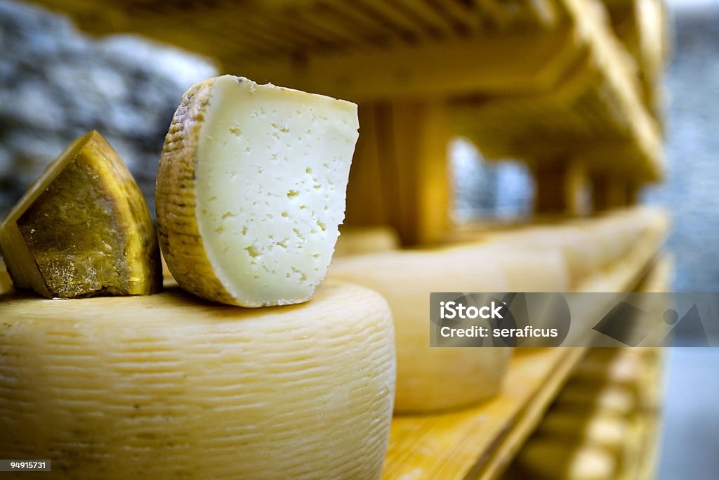 pecorino auf einem Regal - Lizenzfrei Käse Stock-Foto