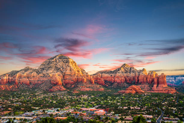 sedona, arizona, é.-u. - townscape land natural land state landscape photos et images de collection