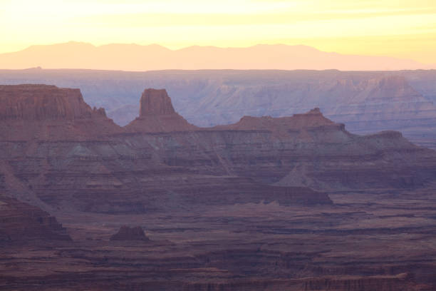 istock Sunrise at Dead Horse Point Utah 949211772