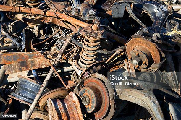 Foto de Depósito De Sucata e mais fotos de stock de Abandonado - Abandonado, Acidente, Acidente de Carro