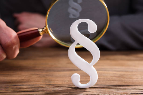 istock Close-up Of White Paragraph Symbol 949223154