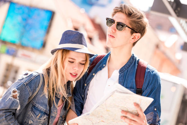 istock Young tourists in a city 949234682