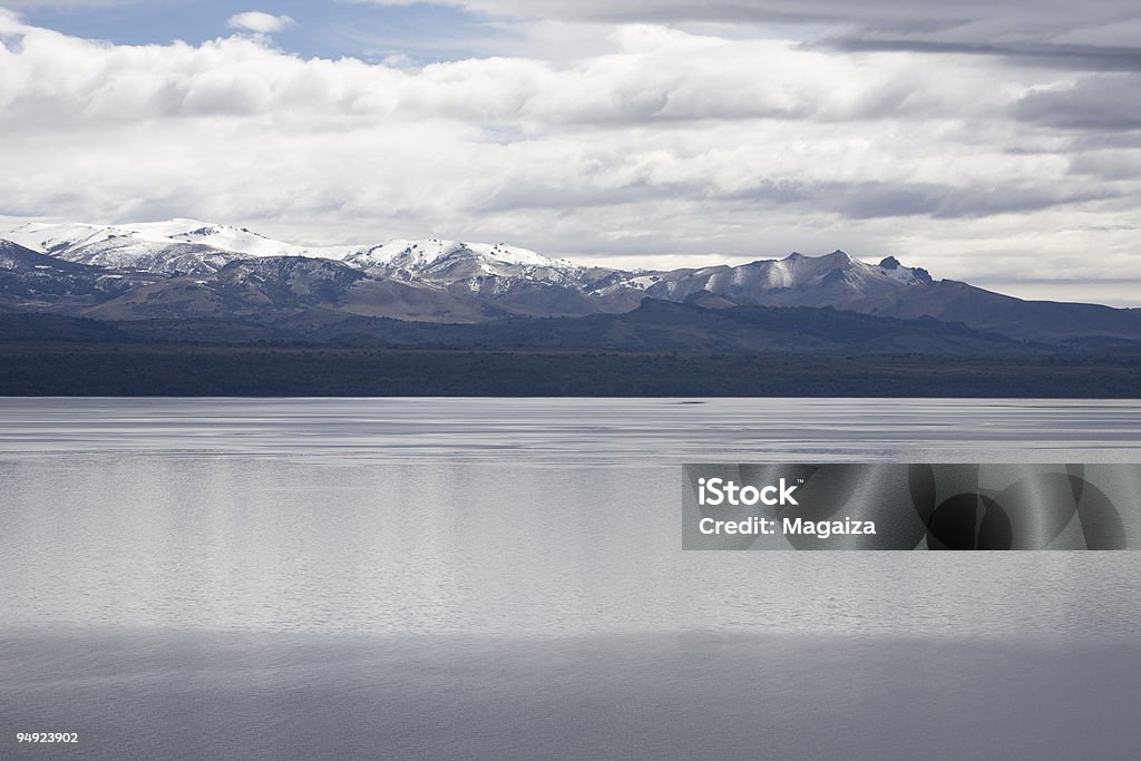 Lago Nahuel Huapi - Foto stock royalty-free di Acqua