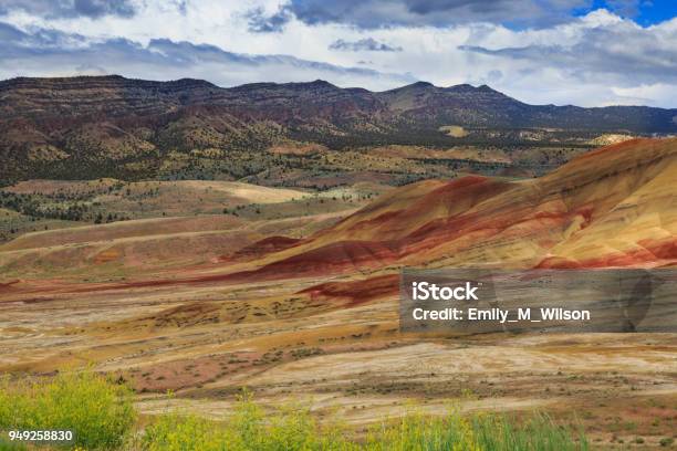 Painted Hills Oregon Stock Photo - Download Image Now - Fossil Site, Horizontal, John Day Fossil Beds National Monument