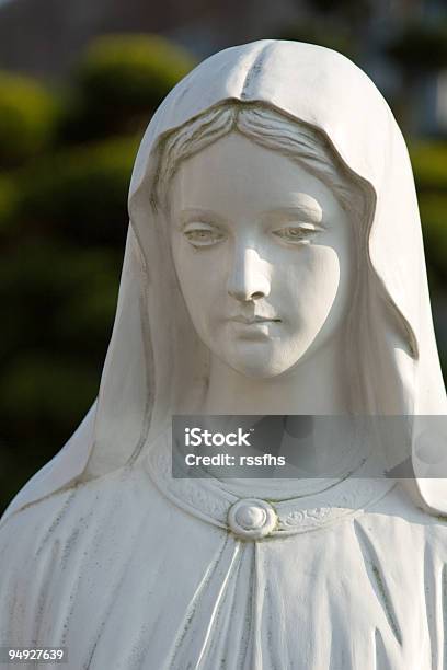 Mary - zdjęcia stockowe i więcej obrazów Biały - Biały, Chrześcijaństwo, Dorosły