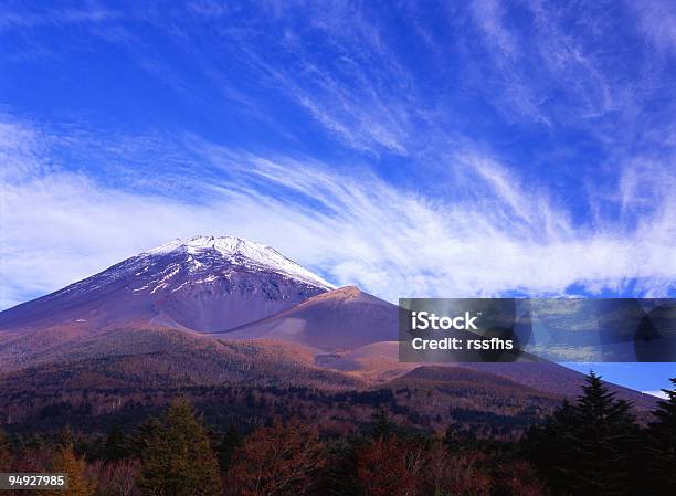 V Mizugatsuka - Fotografias de stock e mais imagens de Ao Ar Livre - Ao Ar Livre, Azul, Coberto de Neve