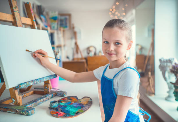 istock Little girl in class 949347116