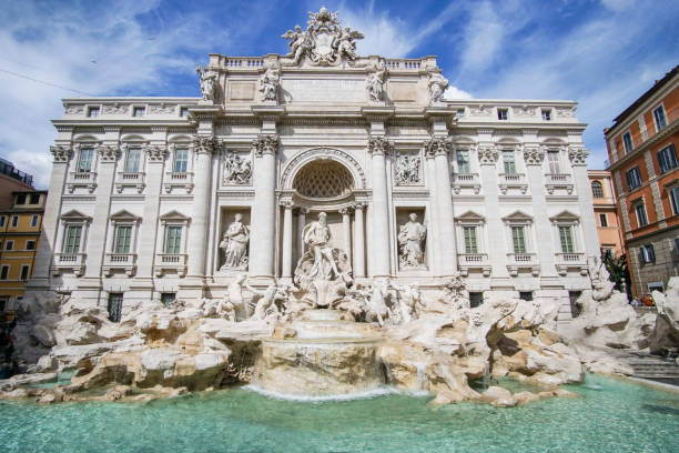 istock The Trevi Fountain 949365724