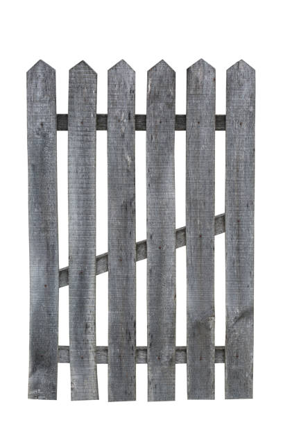 istock Wooden fence 949404744