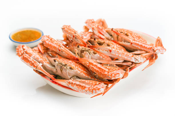 istock Flower crab steamed isolated on white background 949404838