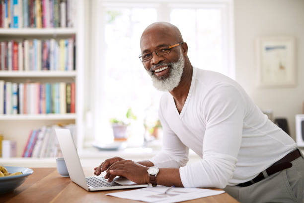 istock I always diligently keep track of my household admin 949413074