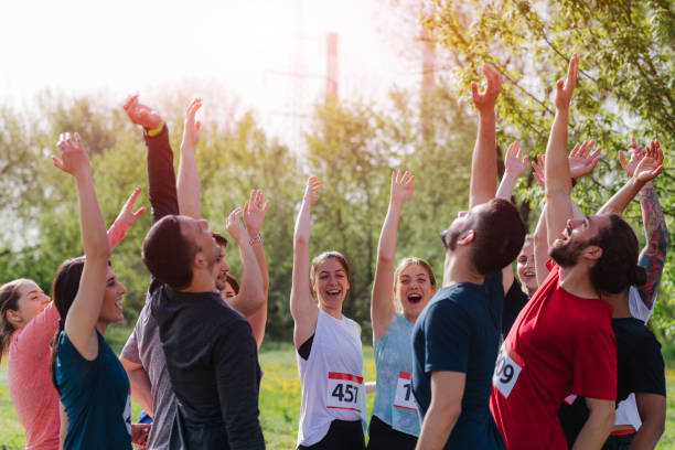 マラソンランナー - running track women running spring ストックフォトと画像