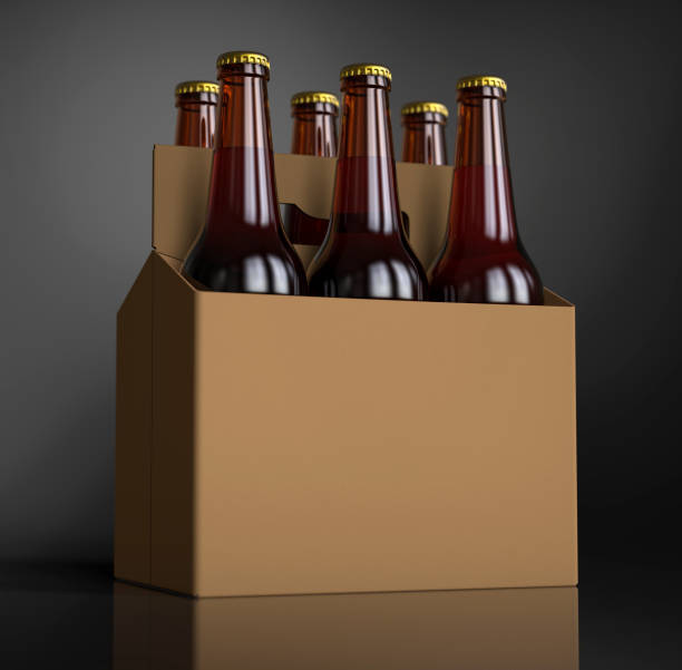 nahaufnahme von einem sechs braunen bierflaschen im karton. 3d rendern, studiolicht, dunkelgrauen hintergrund vor ort. - sechserpack stock-fotos und bilder