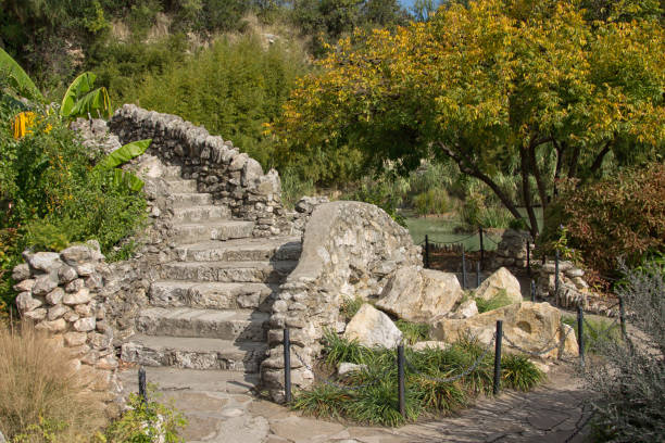 istock Stone staircase in the garden 949629850