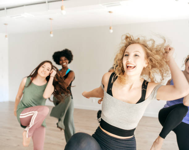 istock Dance Fitness Group 949641584