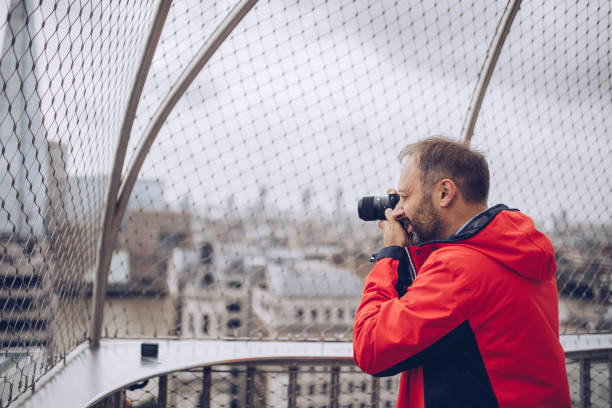 istock Photographer in London 949670778