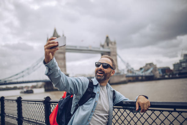 istock Tourist man in London 949671392