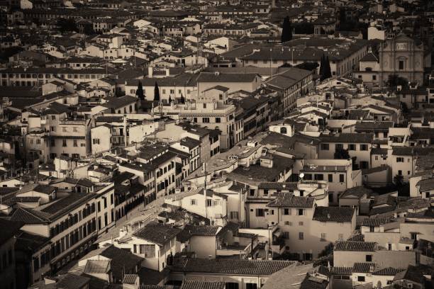 istock Florence old building roof black and white 949708156