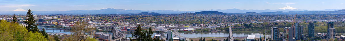 Panoramic aerial view of the city of Portand in Oregon - USA