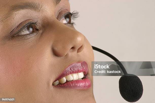 Call Centre Foto de stock y más banco de imágenes de Adulto - Adulto, Adulto joven, Agente de servicio al cliente