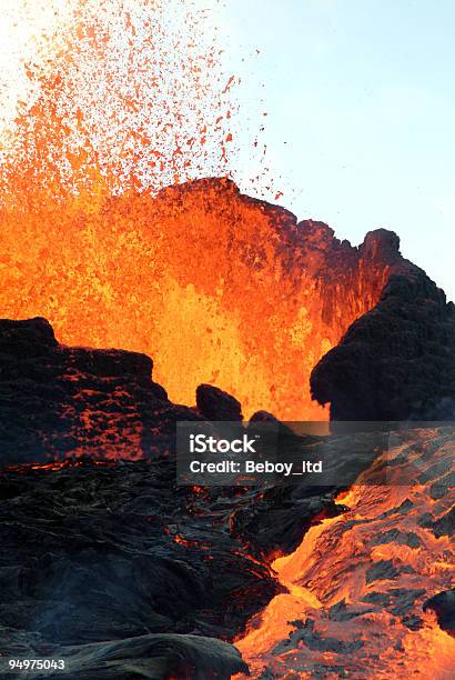 Foto de Erupção Do Vulcão e mais fotos de stock de Desastre natural - Desastre natural, Entrar em Erupção, Explodir