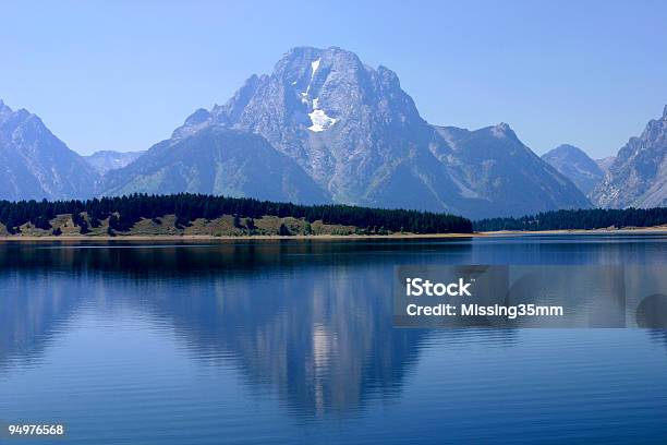 Reflexões Do Monte Moran - Fotografias de stock e mais imagens de Grand Teton - Grand Teton, Lago, Reclusão