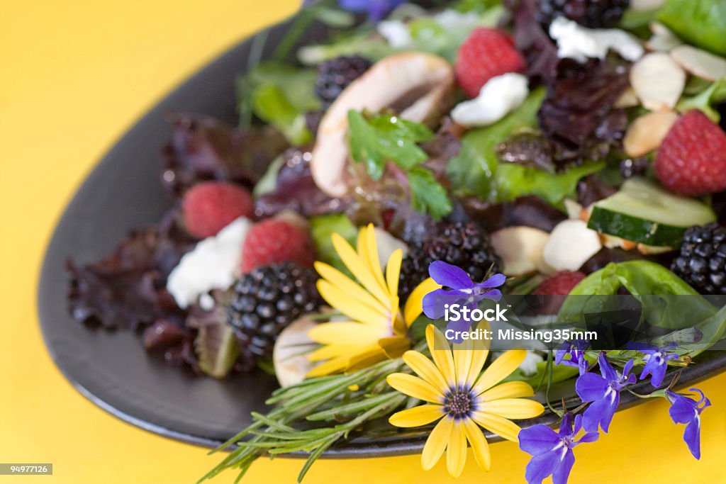 Salade d'été - Photo de Aliment libre de droits