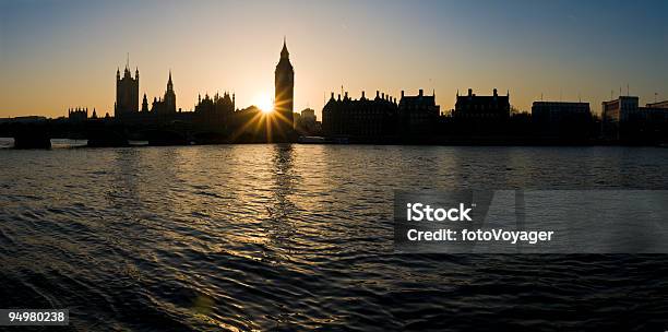 Big Ben Bei Sonnenuntergang London Stockfoto und mehr Bilder von Abenddämmerung - Abenddämmerung, Architektur, Außenaufnahme von Gebäuden