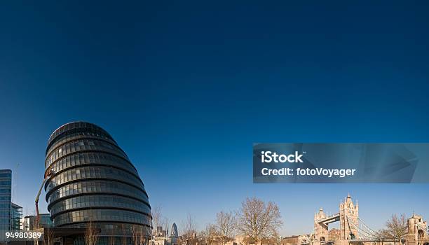 Puente De La Torre City Hall De Londres Foto de stock y más banco de imágenes de Aire libre - Aire libre, Arquitectura, Arquitectura exterior