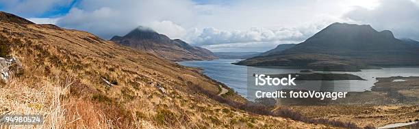Islas De Escocia Y Foto de stock y más banco de imágenes de Agua - Agua, Aire libre, Aislado