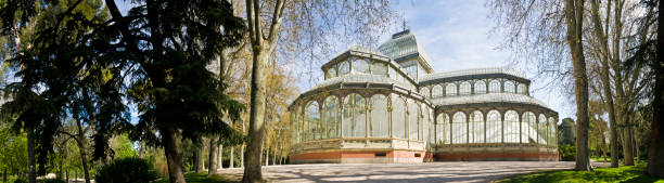 istock Crystal palace Retiro Madrid 94980546