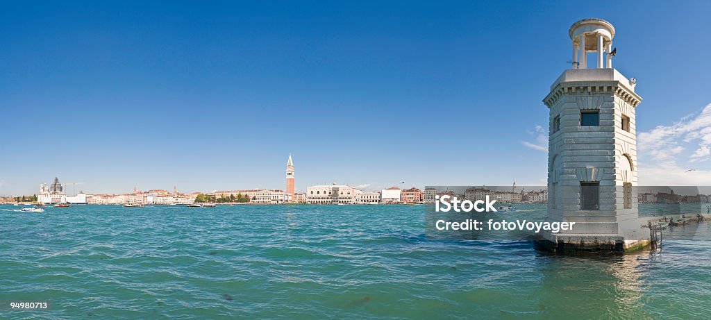 Wenecja nabrzeżu panorama - Zbiór zdjęć royalty-free (Bazylika Santa Maria della Salute)