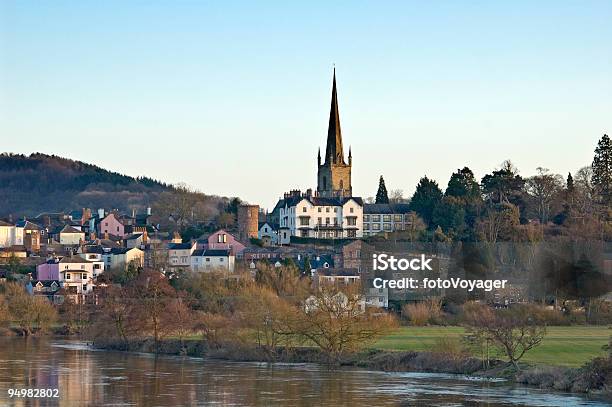 Foto de A Cidade Rural Idílico Riverside e mais fotos de stock de Floresta de Dean - Floresta de Dean, Ross On Wye, Herefordshire