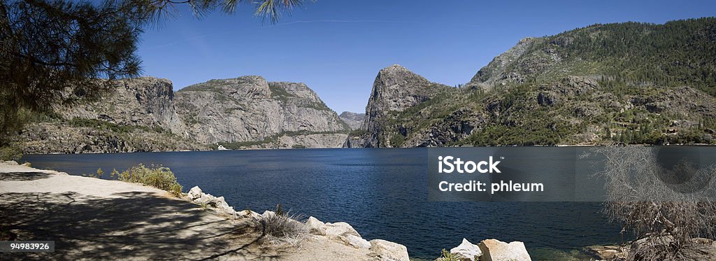 Hetch Hetchy, Yosemite Долина - Стоковые фото Сьерра-Невада Калифорнии роялти-фри