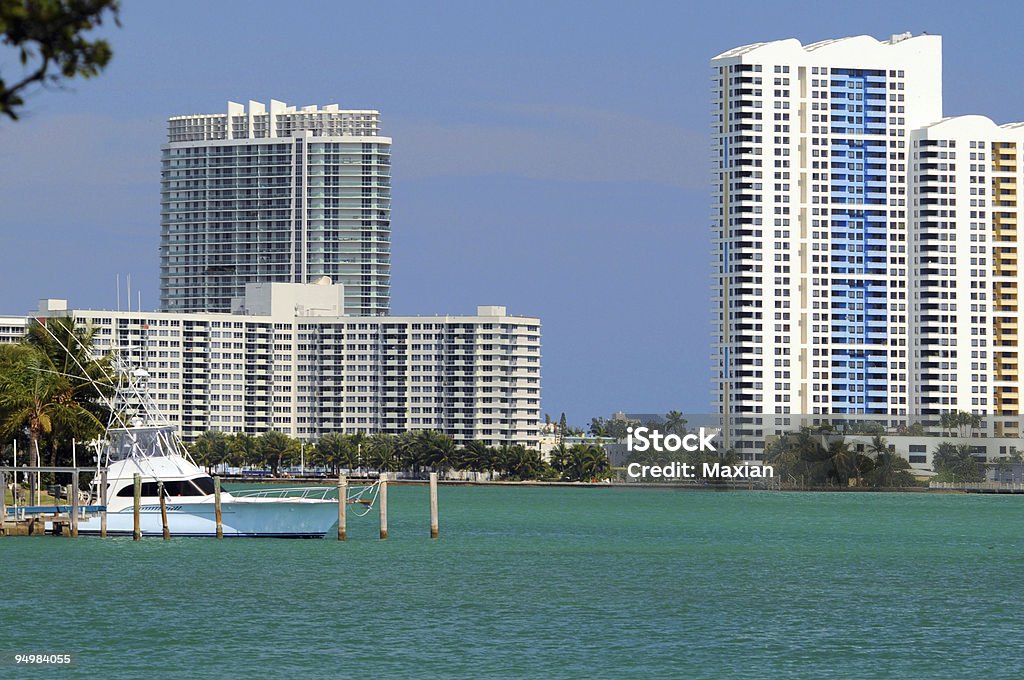 Condominios de Miami - Foto de stock de Aire libre libre de derechos