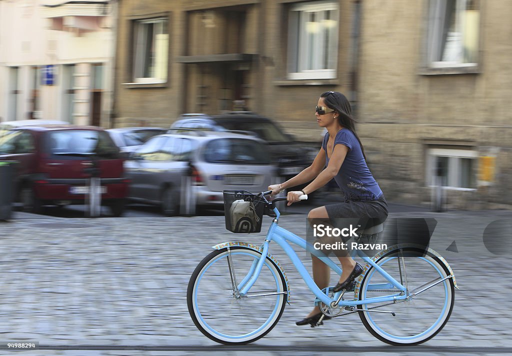 Città in bicicletta - Foto stock royalty-free di Ciclismo
