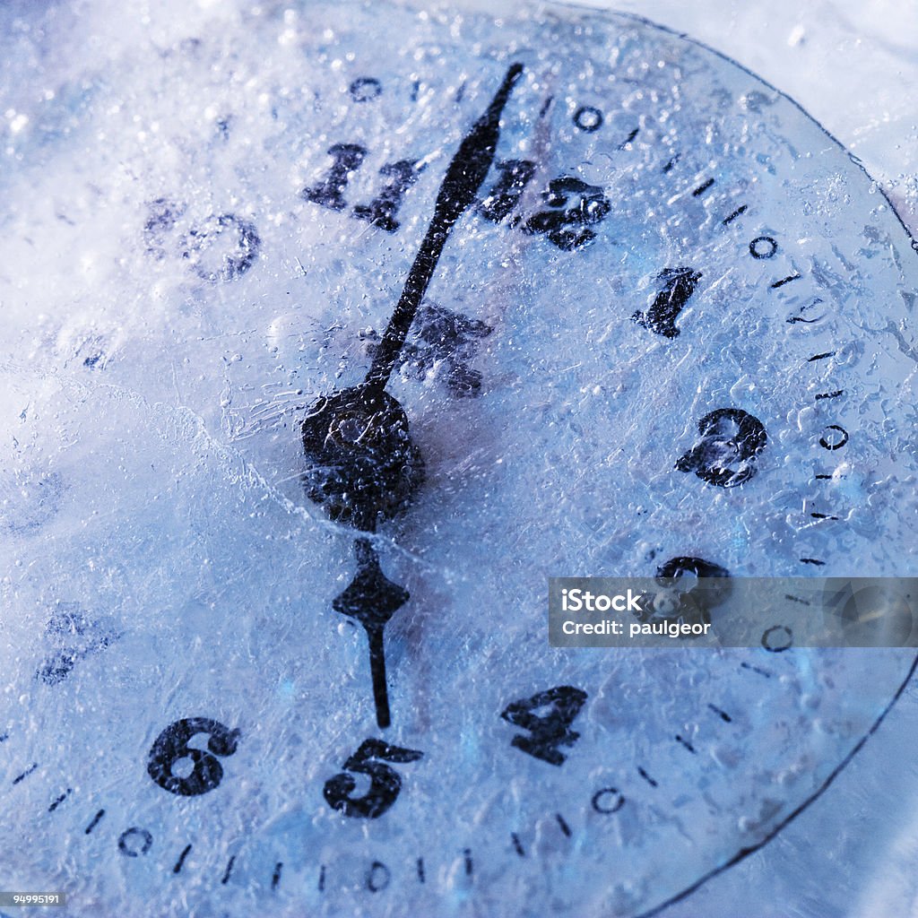 Temps froid - Photo de 5 heures libre de droits