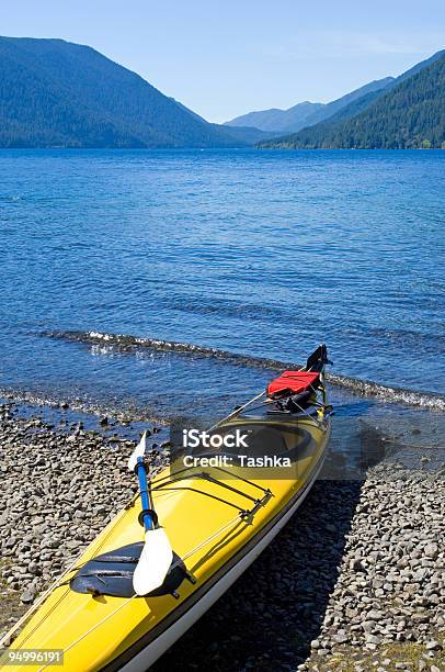 氷河湖でのカヤック - まぶしいのストックフォトや画像を多数ご用意 - まぶしい, アメリカ太平洋岸北西部, オリンピック半島