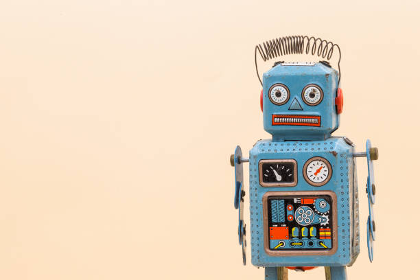 istock Vintage tin toy robot 949971516