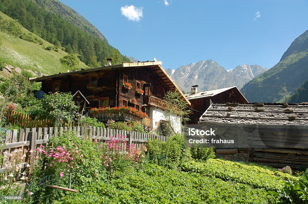 Haus in den Bergen - Lizenzfrei Alm Stock-Foto